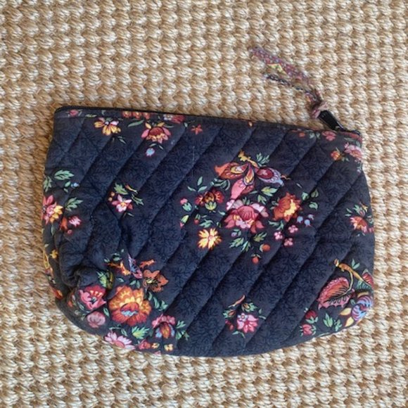 Vera Bradley small backpack, 13" x 11" with matching cosmetics bag, 9" x 7" - Picture 5 of 5